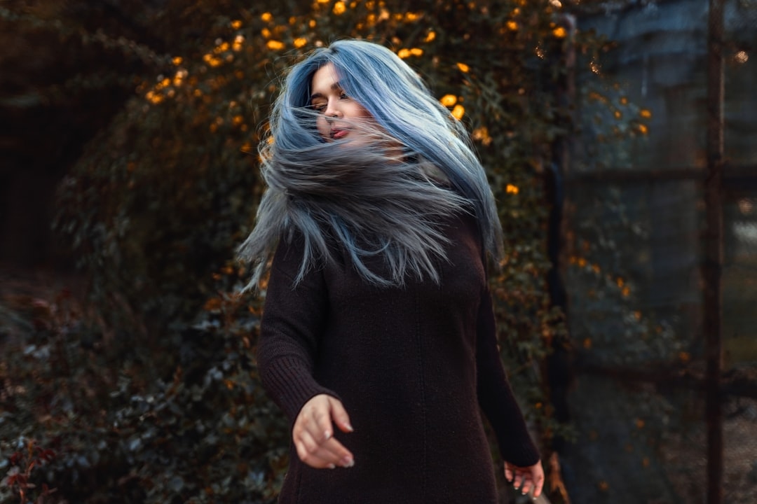 How to Blend Grey Hair with Dark Brown Hair